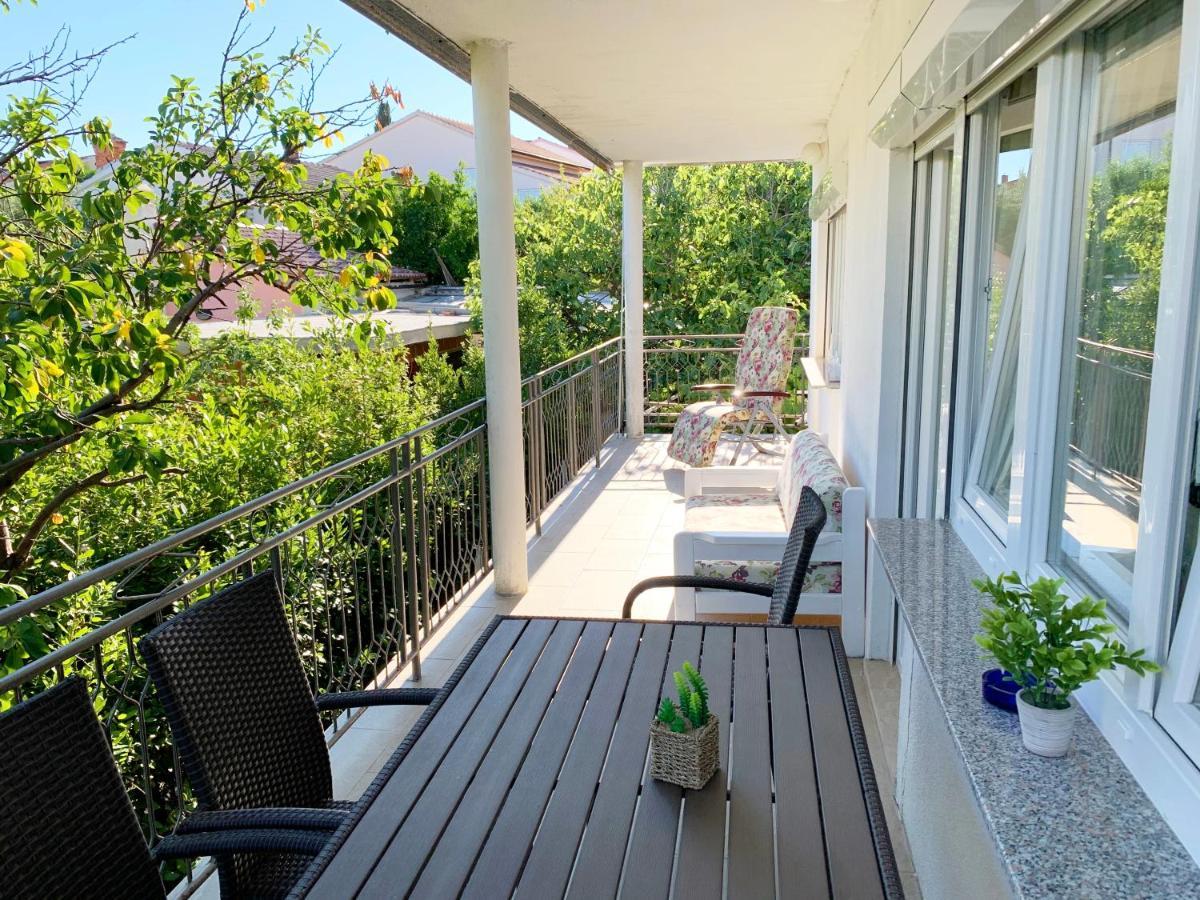 Apartment Gardenview - New! Крк Экстерьер фото