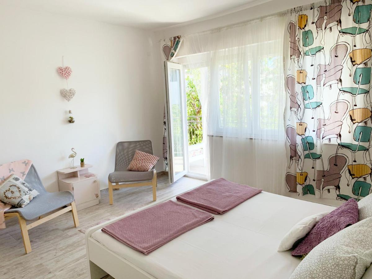 Apartment Gardenview - New! Крк Экстерьер фото