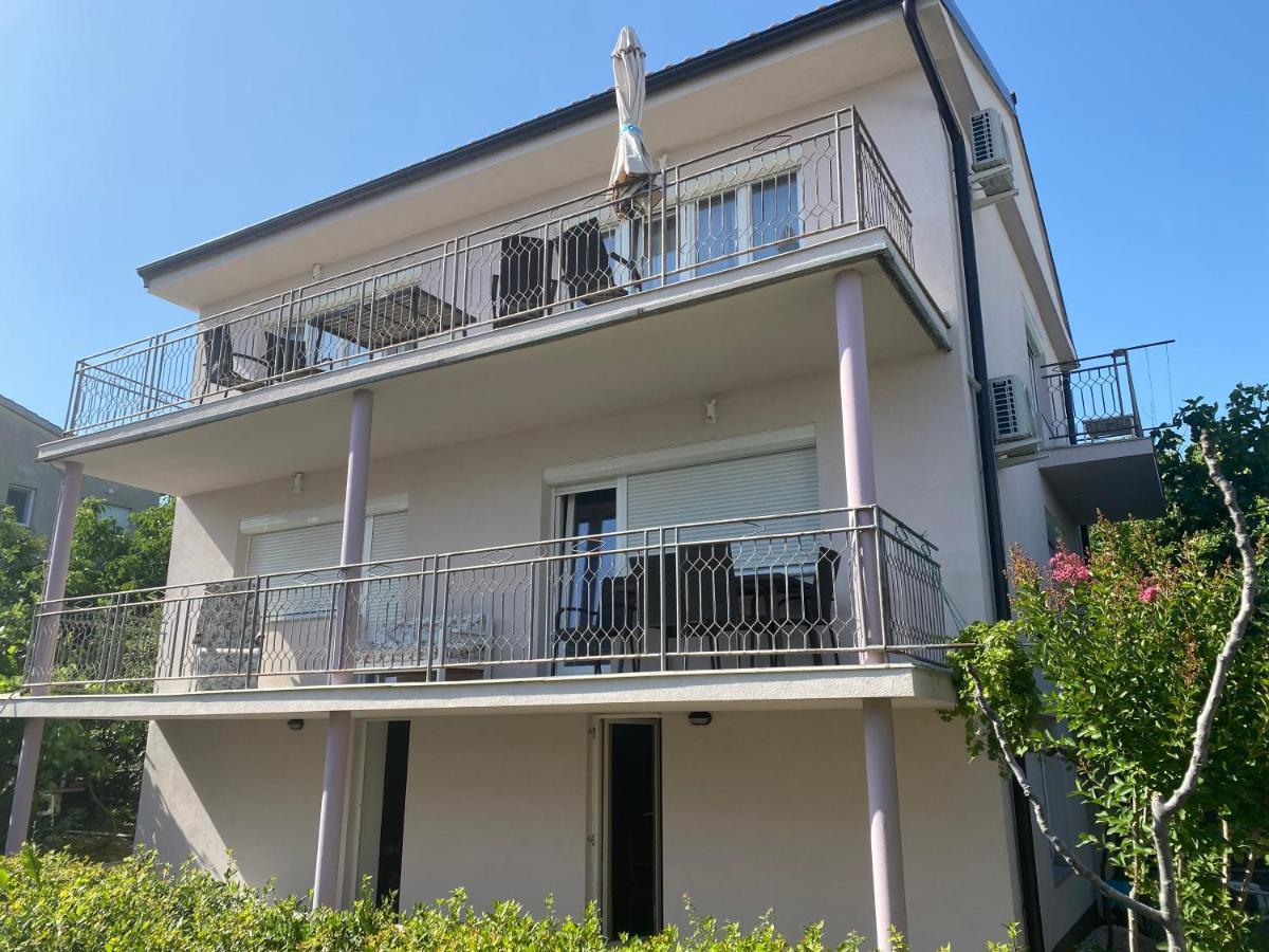 Apartment Gardenview - New! Крк Экстерьер фото